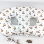 poduszka do karmienia bliźniąt, poduszka do karmienia bliźniaków, karmienie bliźniąt, podwójne szczęście, prezent dla bliźniąt